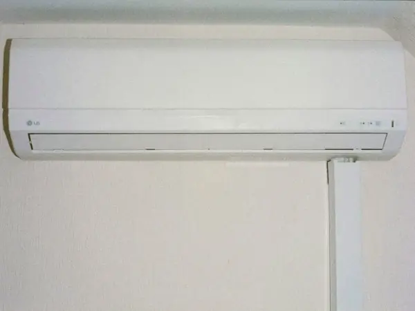 Wall-mounted mini-split air conditioner indoor unit